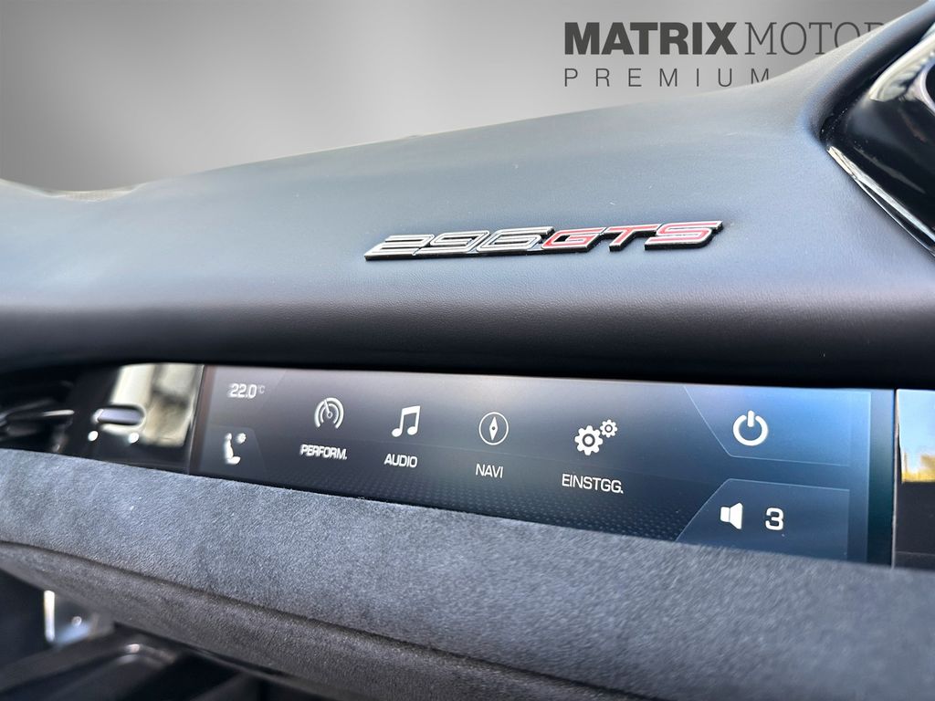 Ferrari 296 GTS 2025