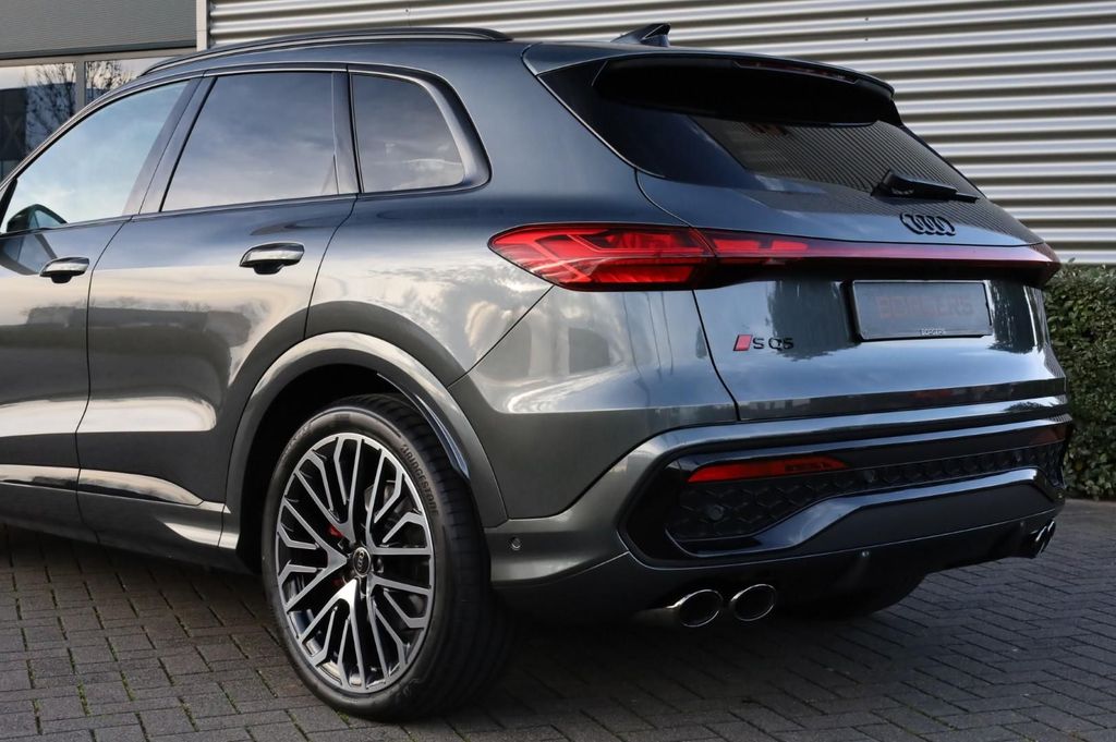 Audi SQ5 2025