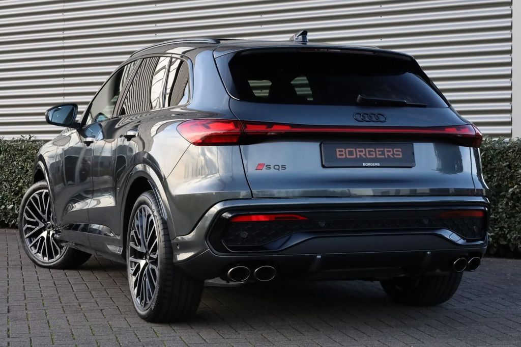 Audi SQ5 2025