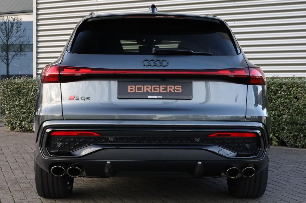 Audi SQ5 2025