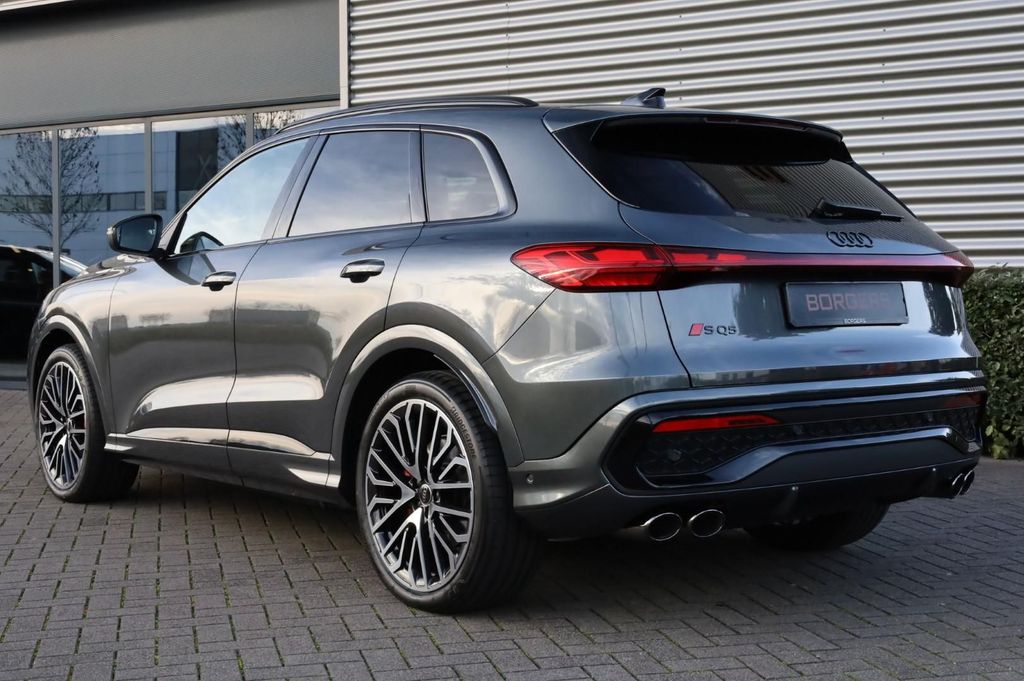 Audi SQ5 2025