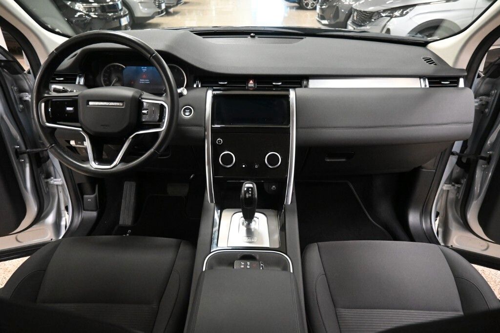 Land Rover Discovery Sport 2021