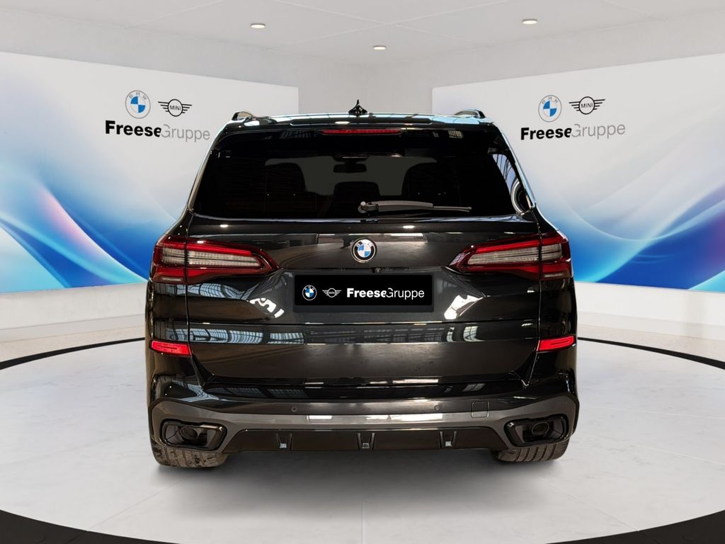 BMW X5 2022
