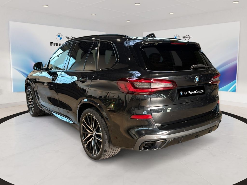 BMW X5 2022