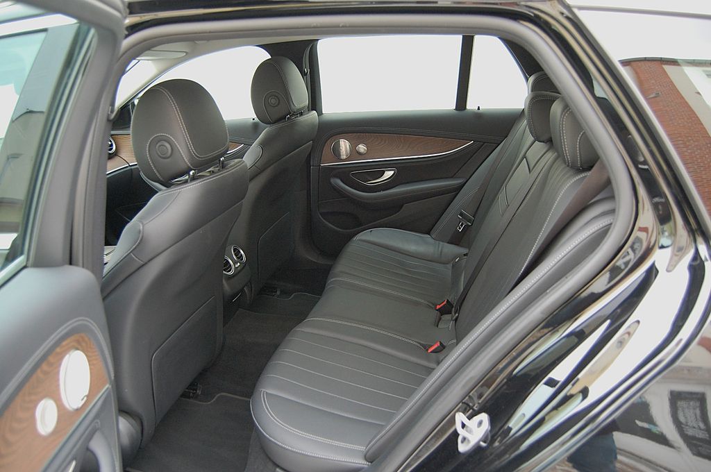 Mercedes-Benz E 300 2022