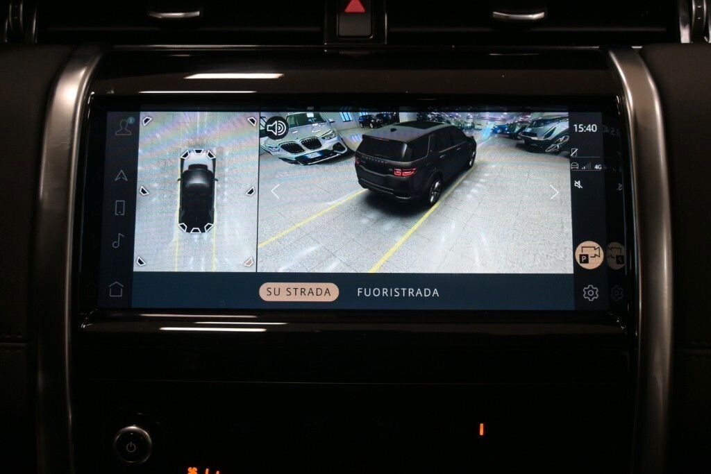 Land Rover Discovery Sport 2021