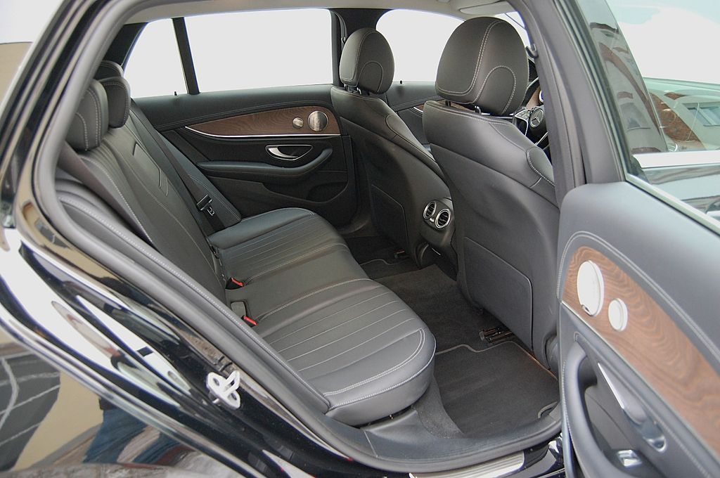 Mercedes-Benz E 300 2022