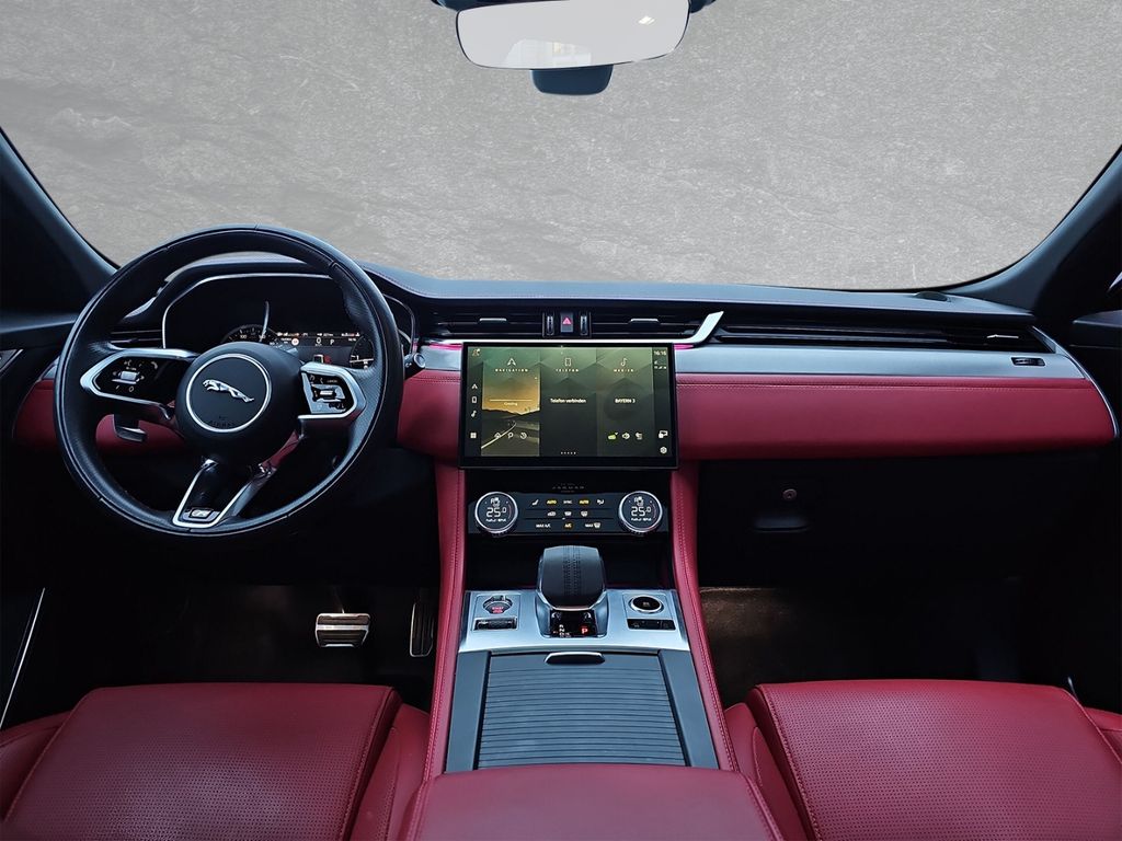 Jaguar F-Pace 2022