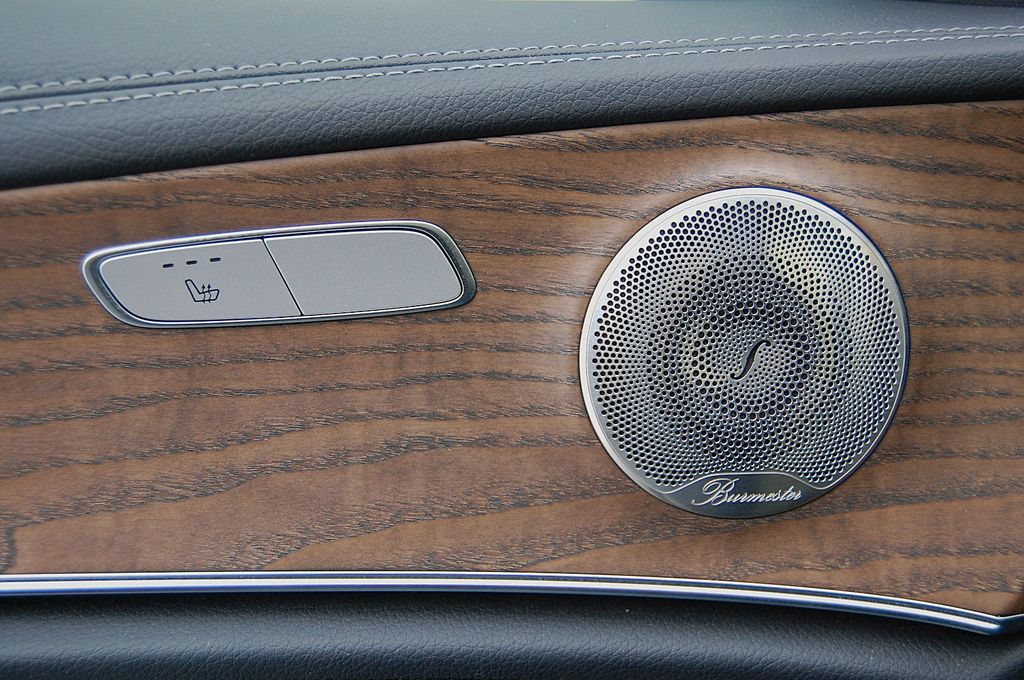 Mercedes-Benz E 300 2022