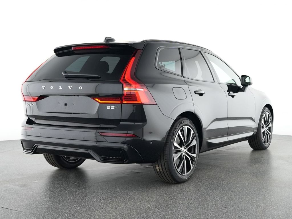 Volvo XC60 2025