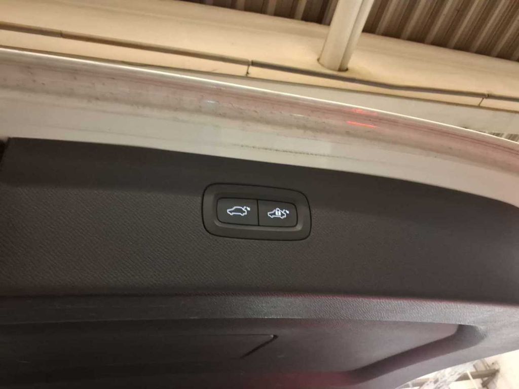 Volvo XC90 2020