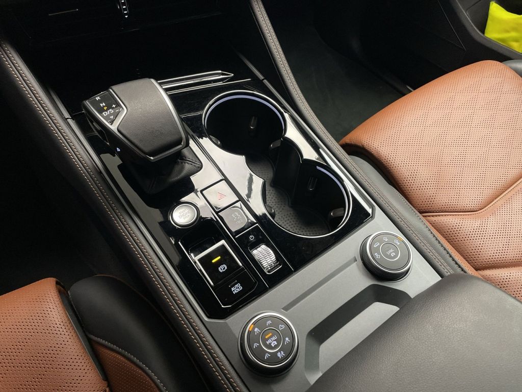 Volkswagen Touareg 2024