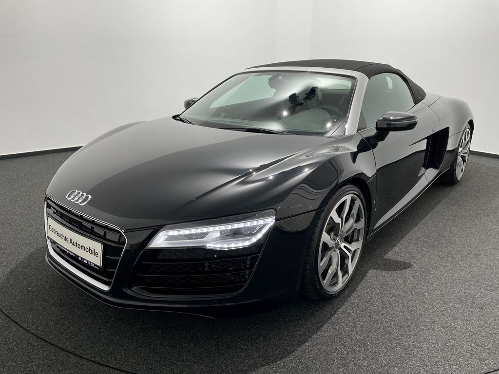 Audi R8 2013