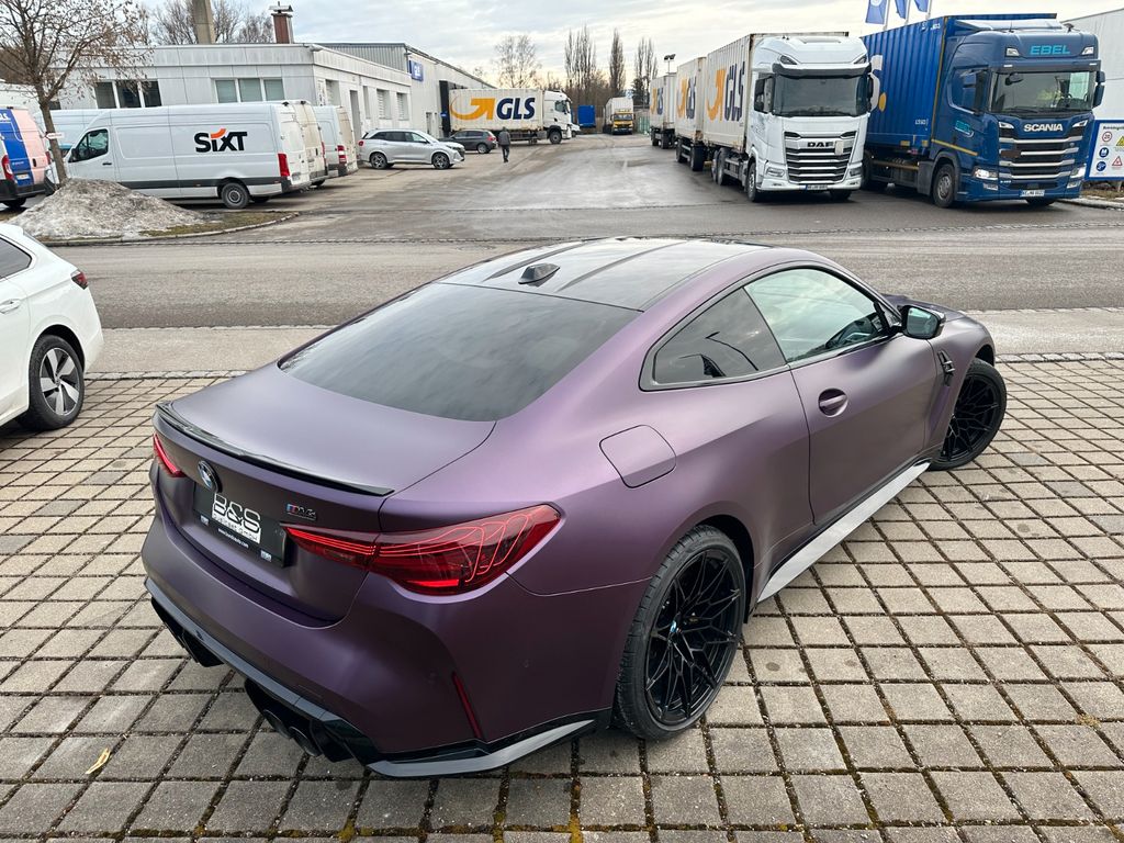 BMW M4 2025
