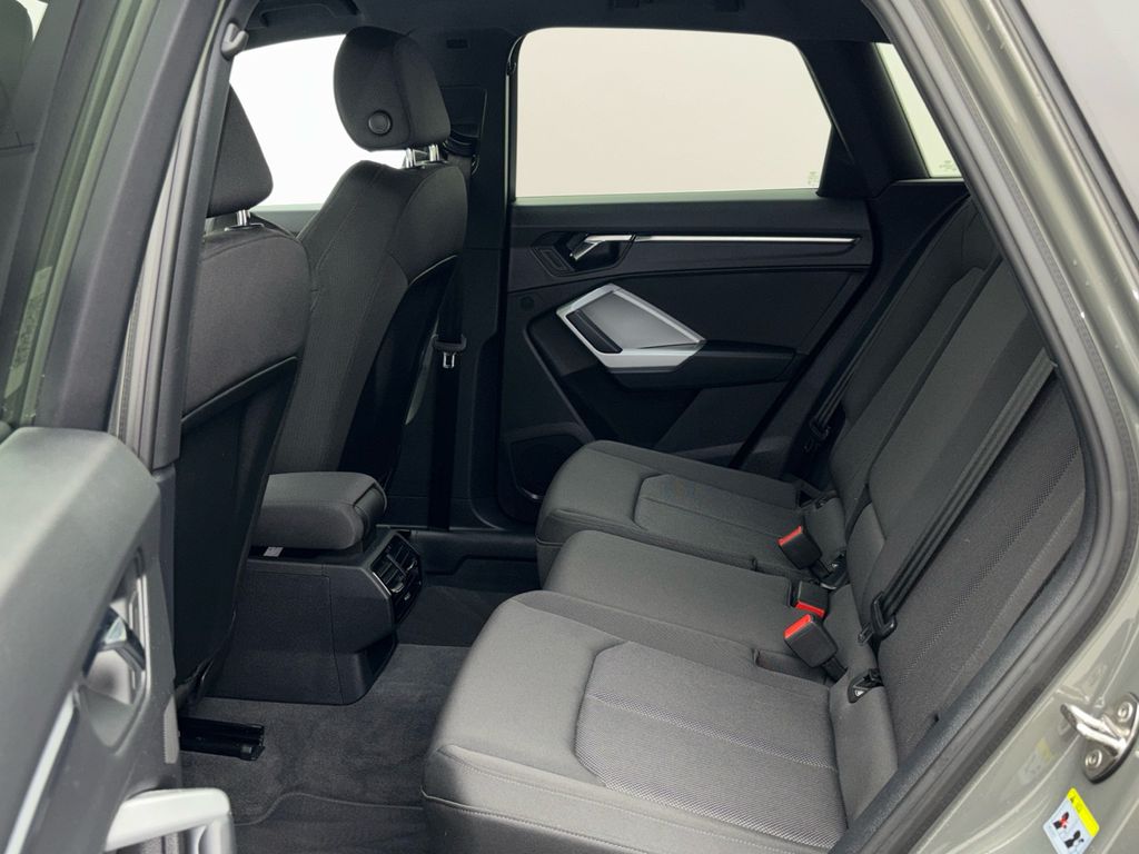 Audi Q3 2021