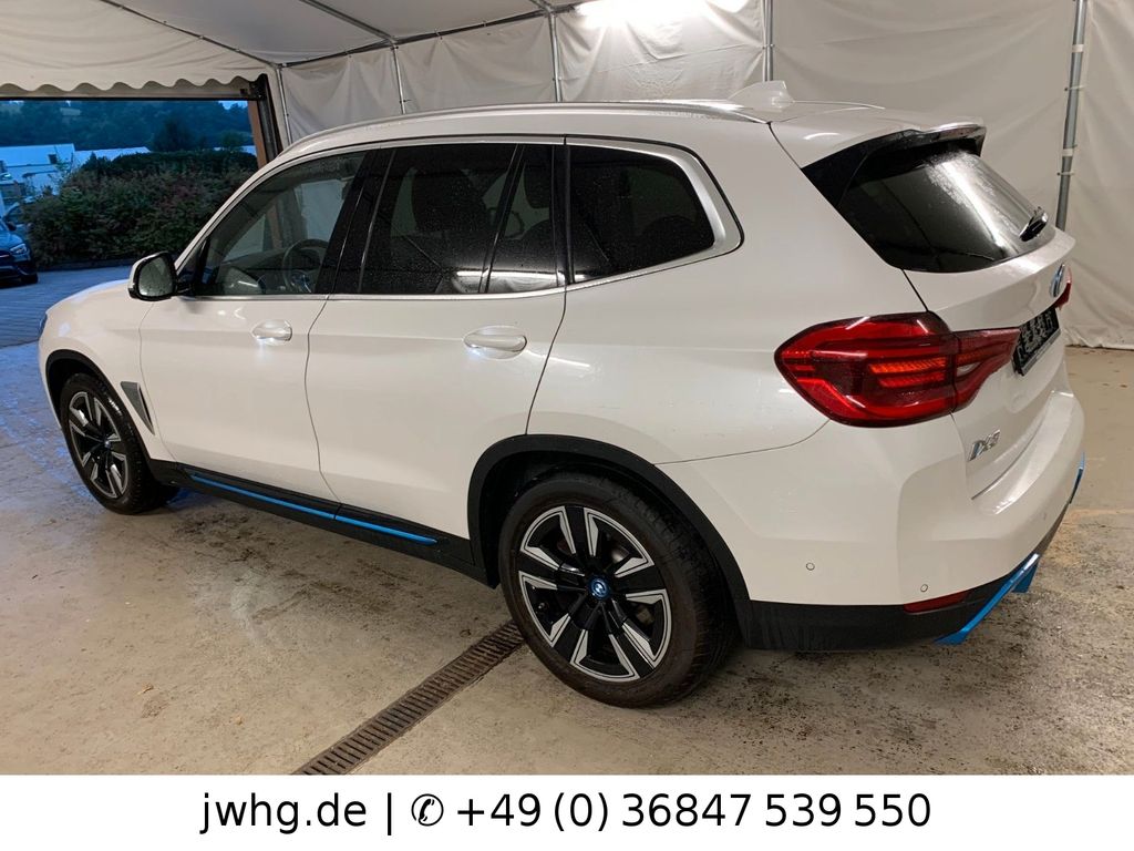 BMW iX3 2021