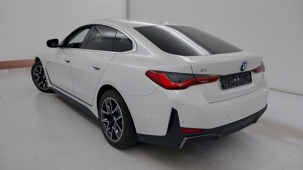 BMW i4 2023