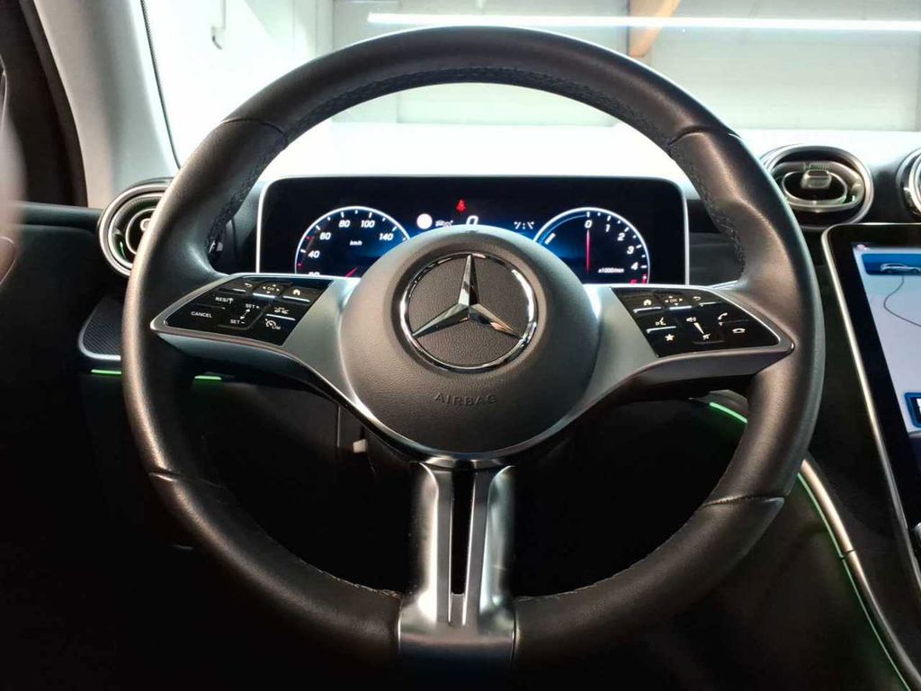 Mercedes-Benz GLC 300 2024