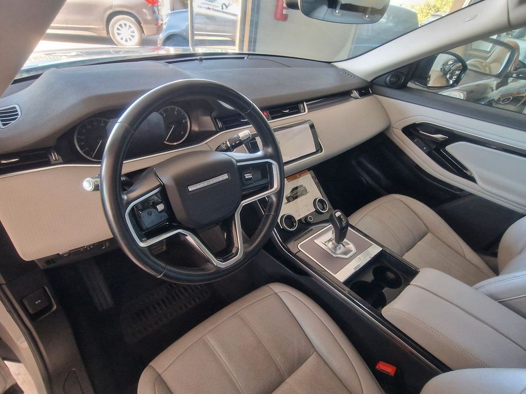 Land Rover Range Rover Evoque 2021