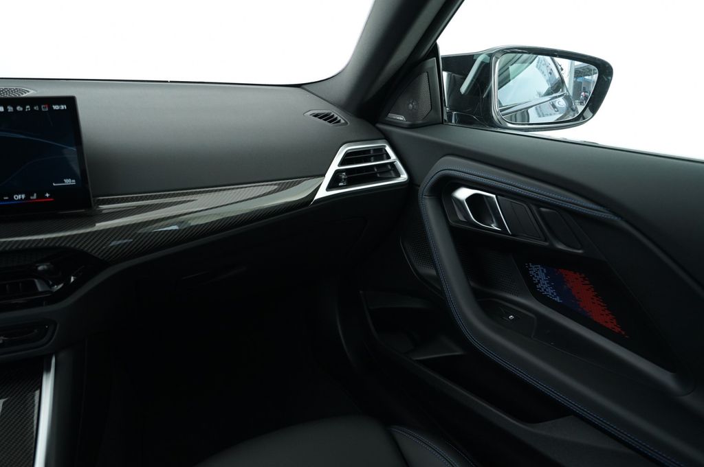 BMW M2 2025