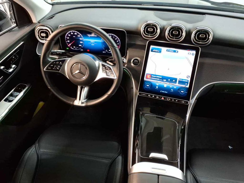 Mercedes-Benz GLC 300 2024