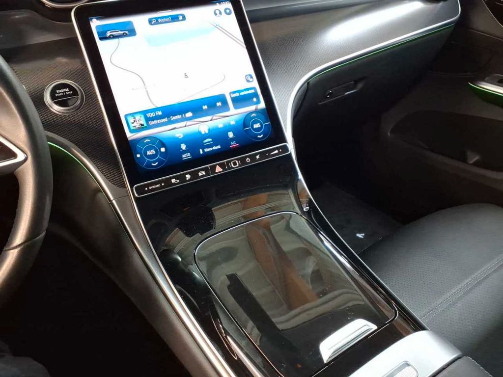 Mercedes-Benz GLC 300 2024