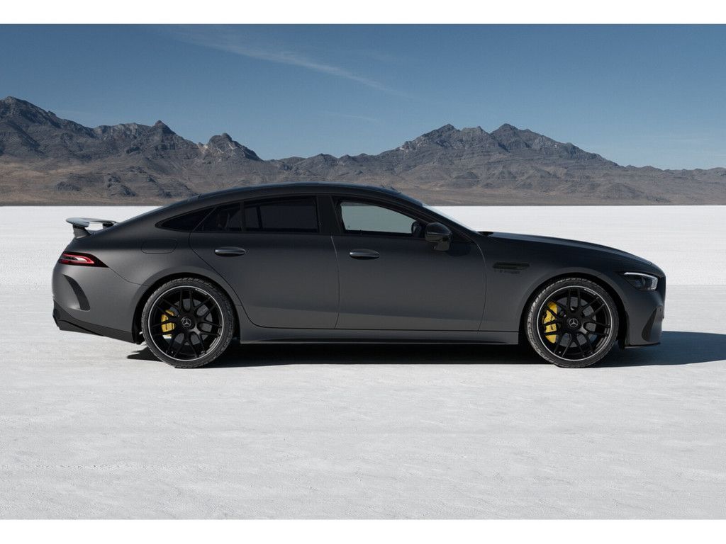 Mercedes-Benz AMG GT S 2025