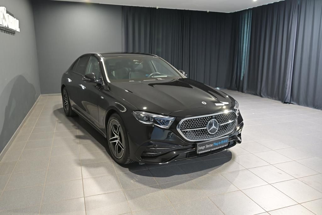 Mercedes-Benz E 300 2025