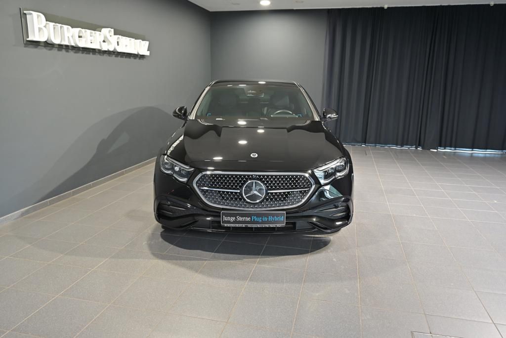 Mercedes-Benz E 300 2025