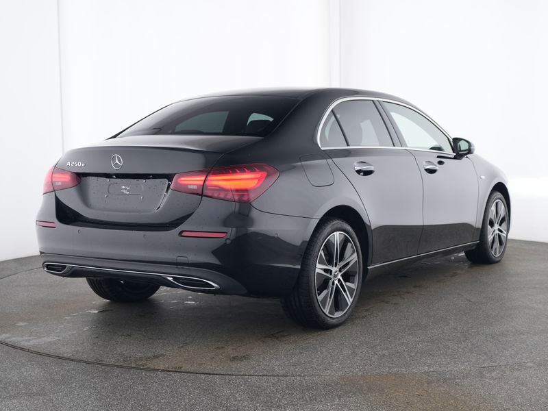 Mercedes-Benz A 250 2025