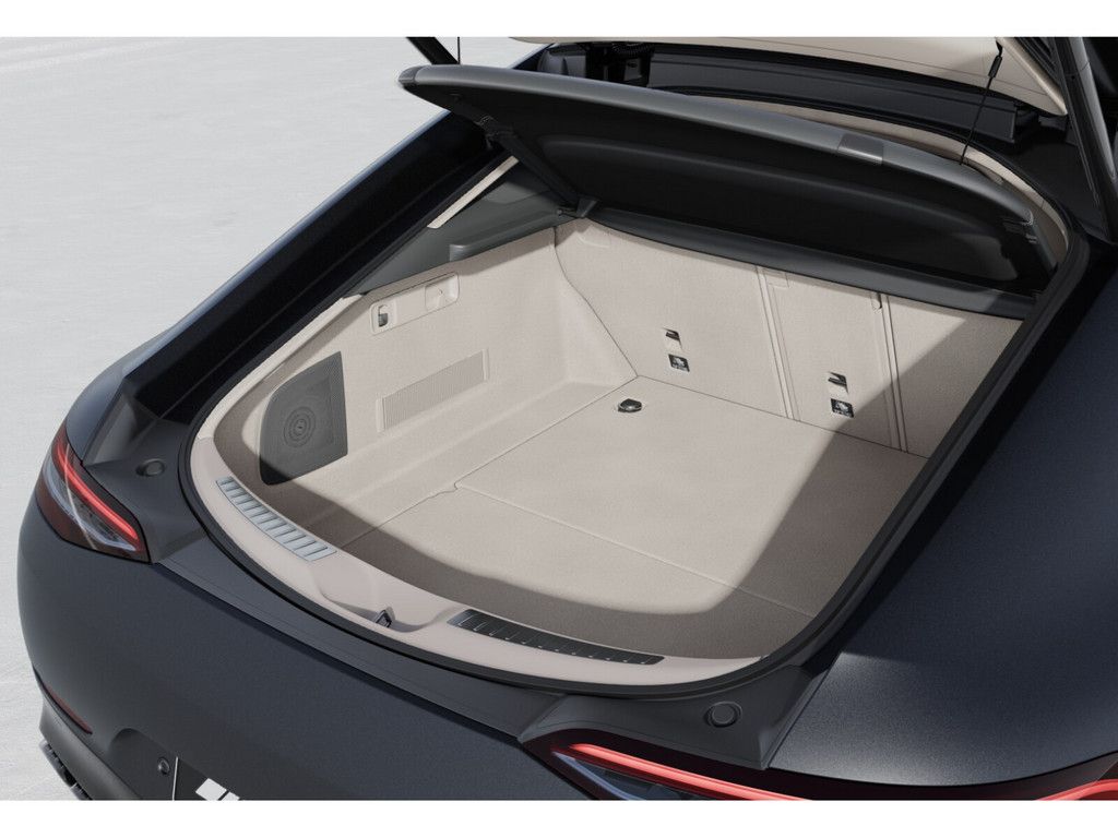 Mercedes-Benz AMG GT S 2025