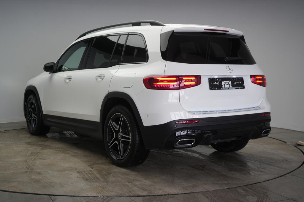 Mercedes-Benz GLB 220 2025