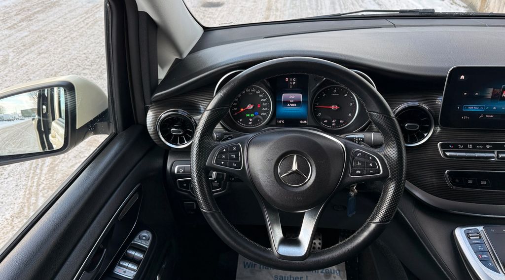 Mercedes-Benz V 250 2022