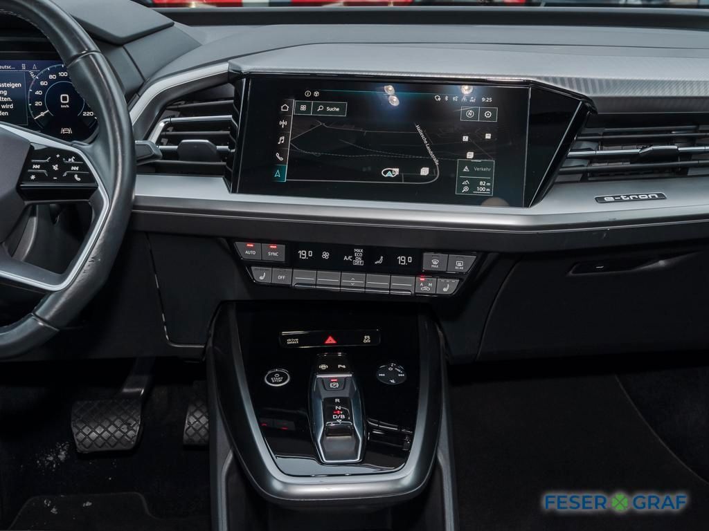 Audi Q4 2021