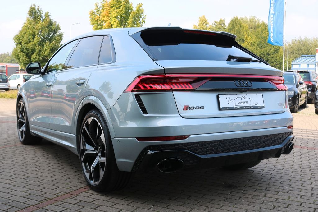 Audi RSQ8 2024