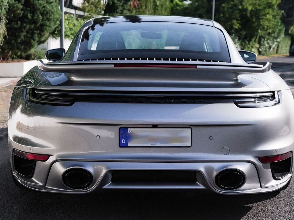 Porsche 992 2024