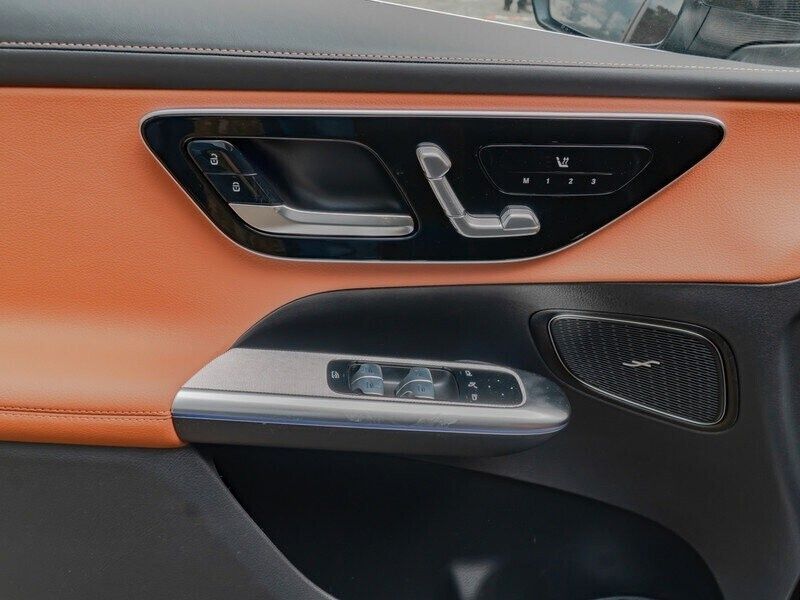 Mercedes-Benz Other 2025