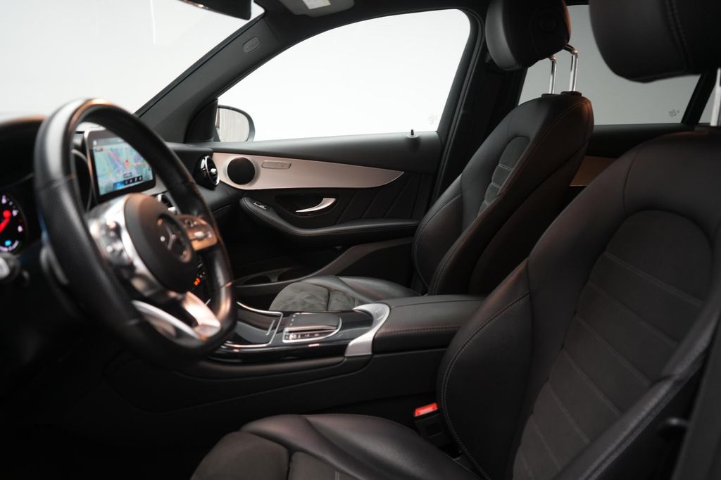 Mercedes-Benz GLC 300 2022