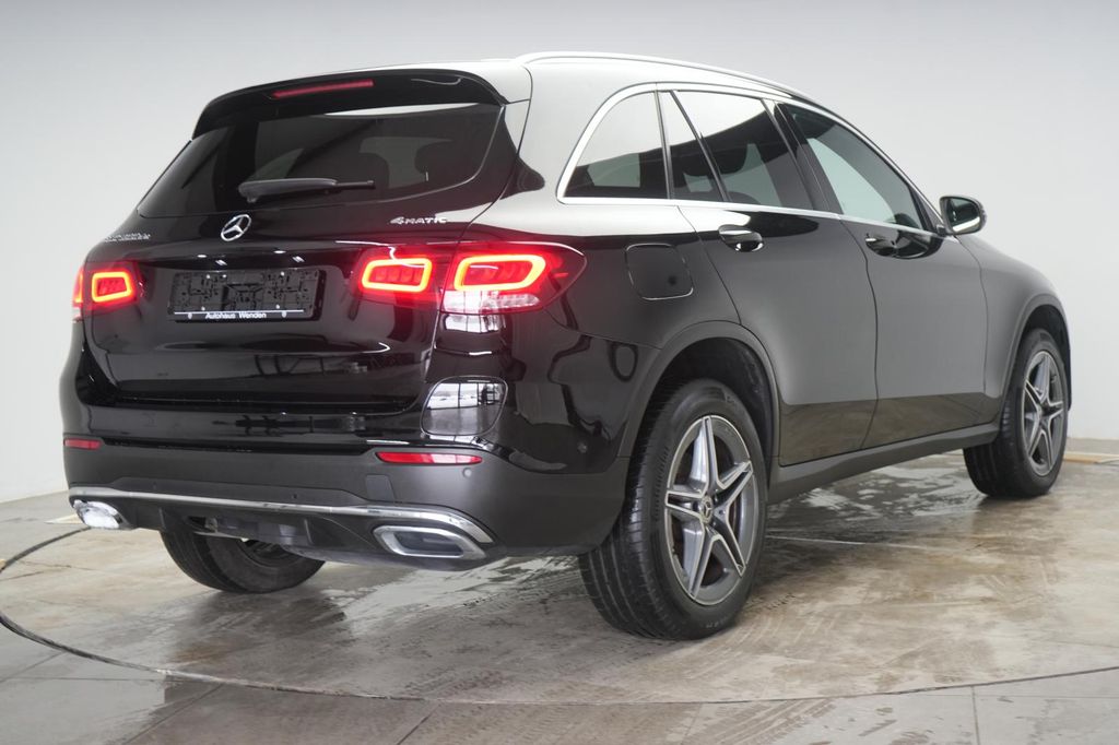 Mercedes-Benz GLC 300 2022