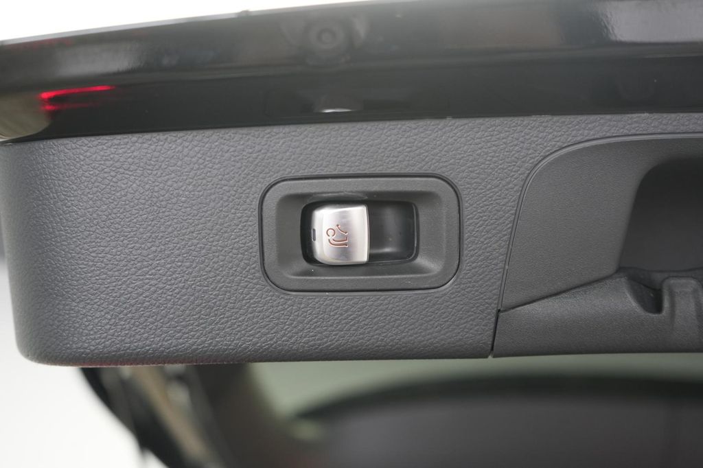 Mercedes-Benz GLC 300 2022