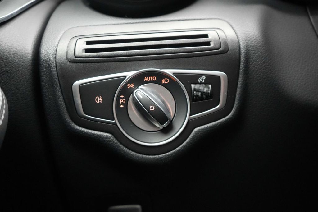 Mercedes-Benz GLC 300 2022