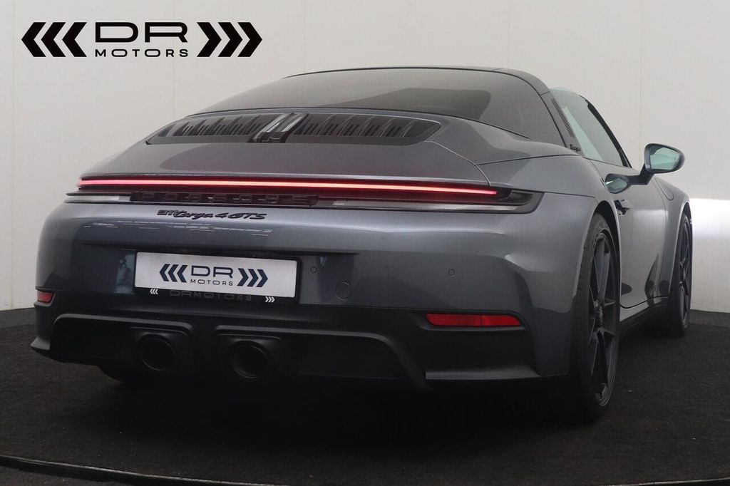 Porsche 992 2025