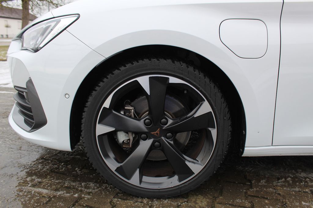 Cupra Leon 2023
