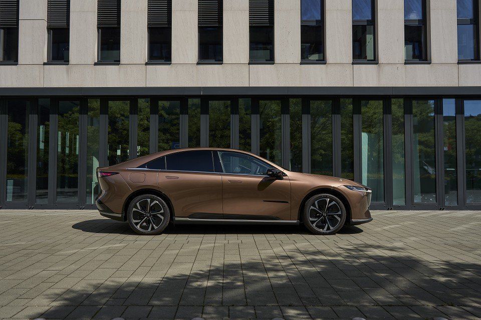 Mazda 6e