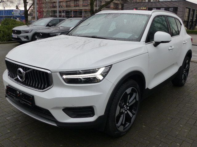 Volvo XC40 2021