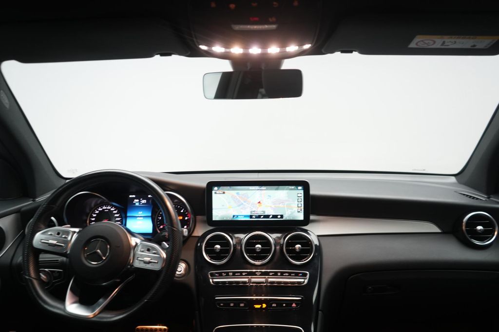 Mercedes-Benz GLC 300 2022