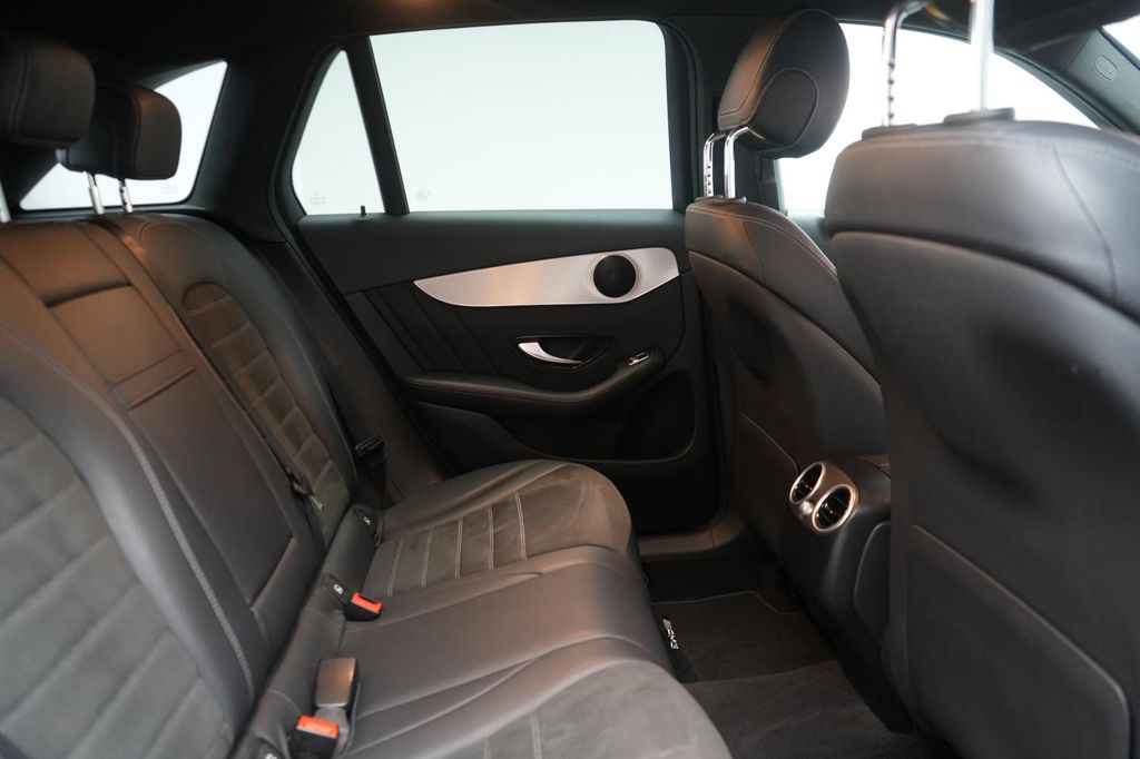 Mercedes-Benz GLC 300 2022