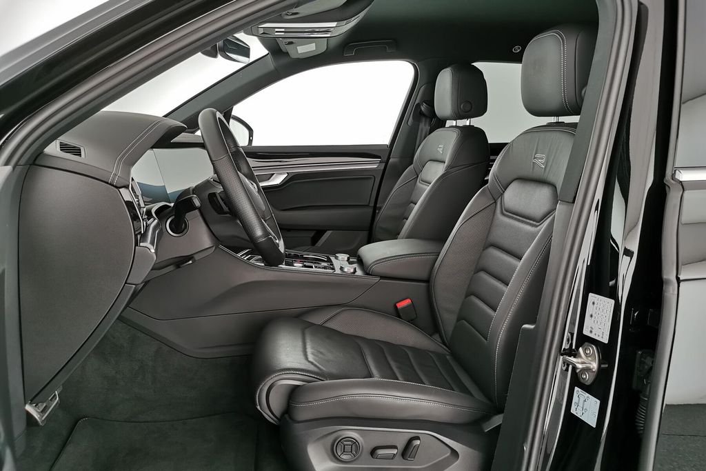 Volkswagen Touareg 2025