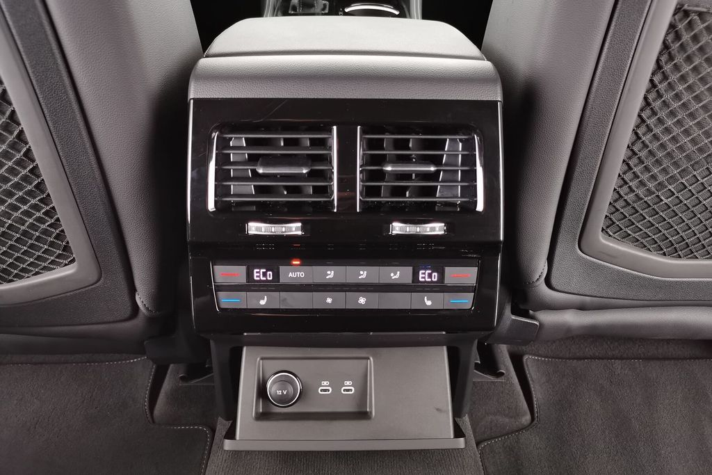 Volkswagen Touareg 2025