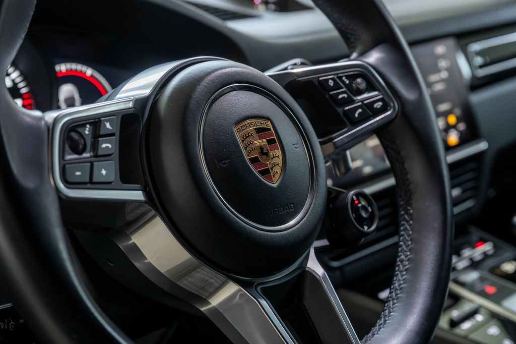 Porsche Cayenne 2022